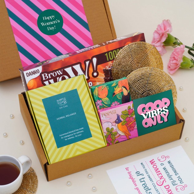 Mini Sweet Treats Hamper