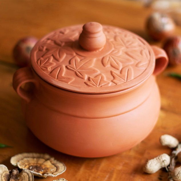 Handcrafted Terracotta Ruchira Paatram Cooking Pot - 2200 ml