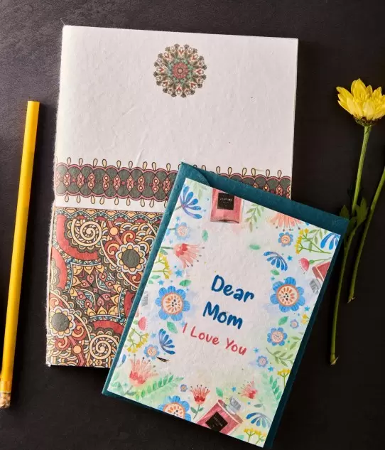 Mini Stationery Kit for Mom https://www.mummasaurus.com/5-unique-gift-ideas-quick-fix-gifts-to-india/
