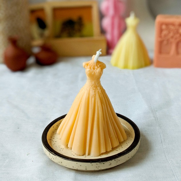 Princess Dress Shape Soy Wax Aroma Candle - Citrus Mist, 55 grams