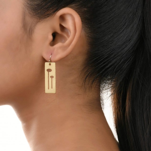 Handcrafted Brass Geometrical Design Earring - Golden