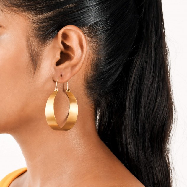 Handcrafted Brass Loop Shaped Earring - Golden